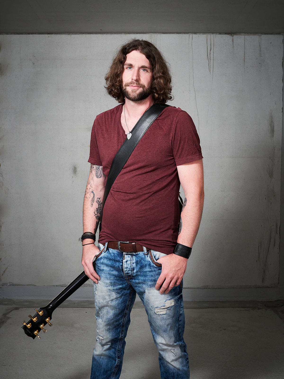 Micha, Gitarrist der Coverband 7DICE